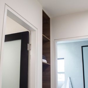 Metinno ShadowMax Door Frame Jamb